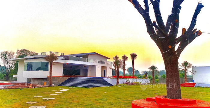 Farmhouses for Private Party in Hyderabad